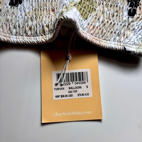 New Charlie Holiday Mallocra Gigi Top | S - Picture 8 of 8
